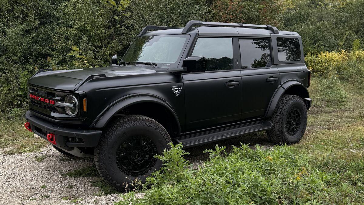 The $18,995 ORV Package Gives the Bronco a Ford Racing Glow-Up - Kelley ...