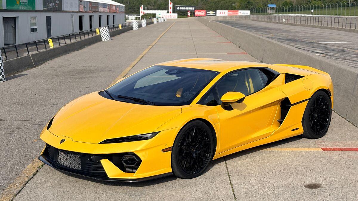 lamborghini-temerario-02