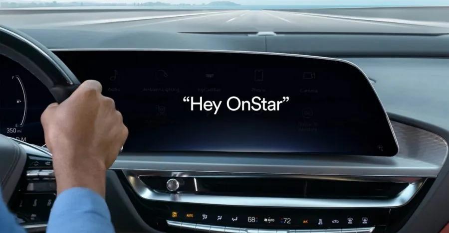 onstar_assistant-70K8CM.jpg
