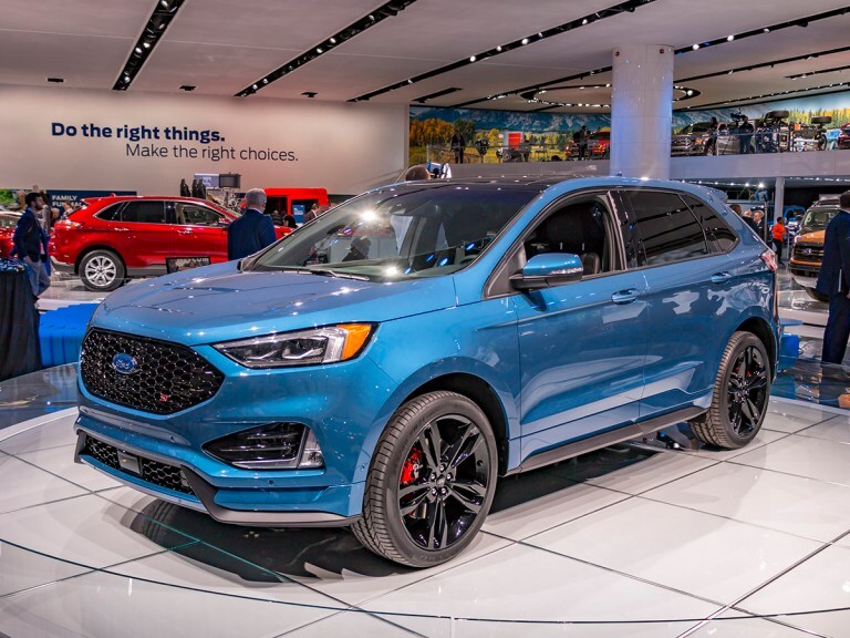 2019 Ford Edge St Gets More Edge Kelley Blue Book