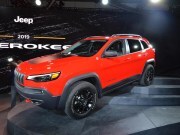 2019 Jeep Cherokee +Video