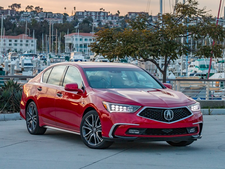 18 Acura Rlx Buyer S Guide Kelley Blue Book