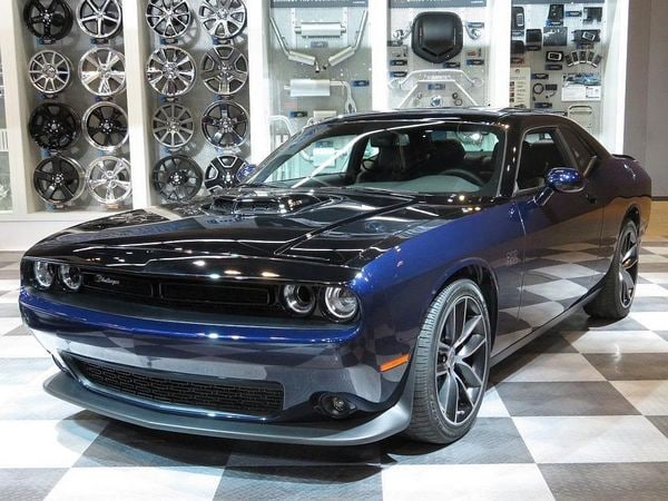 2017 dodge challenger parts deals