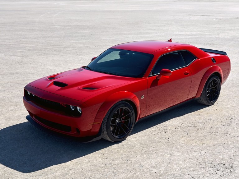 19 Dodge Challenger From Mild To Wild Kelley Blue Book