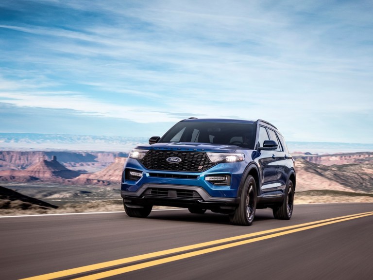 2020 Ford Explorer St First Review Kelley Blue Book