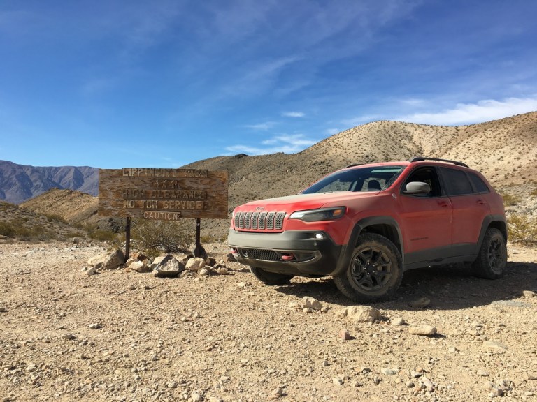 19 Jeep Cherokee Trailhawk Quick Review Kelley Blue Book