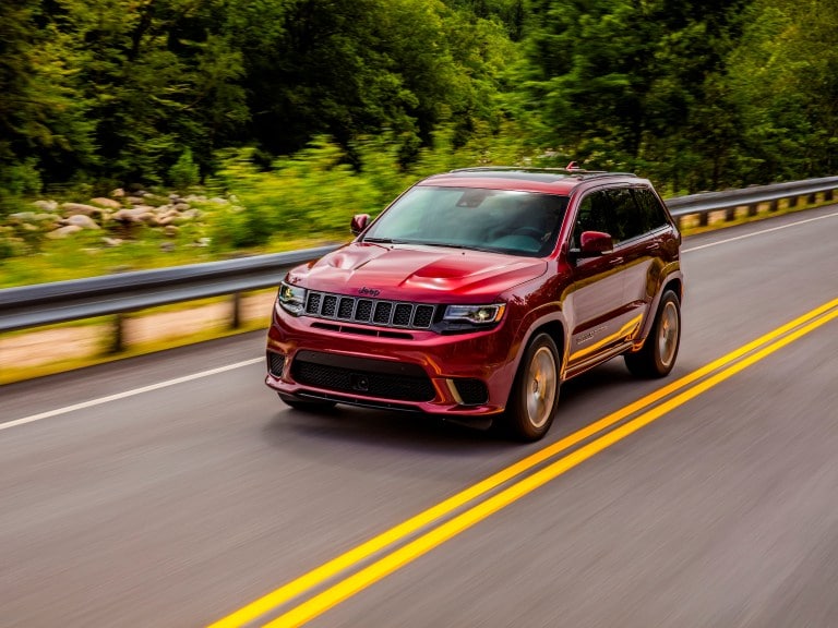 18 Jeep Grand Cherokee Trackhawk First Review Kelley Blue Book 18 Jeep Grand Cherokee Trackhawk First Review Kelley Blue Book