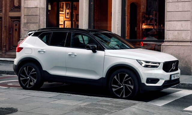 19 Volvo Xc40 First Review Kelley Blue Book 19 Volvo Xc40 First Review Kelley Blue Book